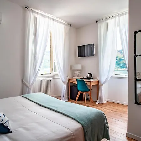 Aurora Hotell Lezzeno