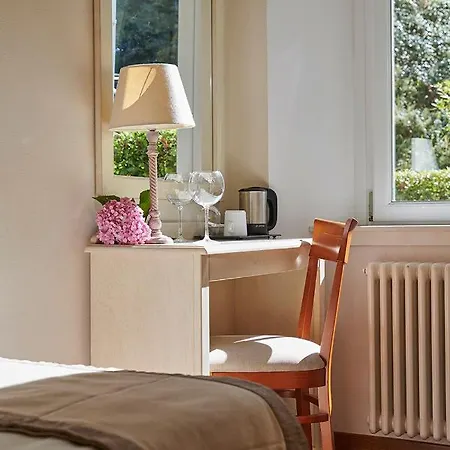 オーロラ ホテル