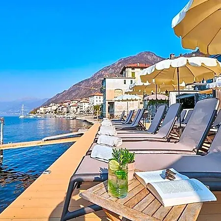 Hotel Aurora 3*
